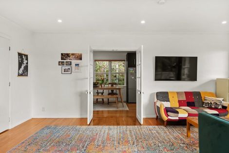 Photo of property in 57 Rona Street, Eastbourne, Lower Hutt, 5013