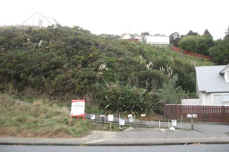 Photo of property in 15 Glen Road, Stokes Valley, Lower Hutt, 5019