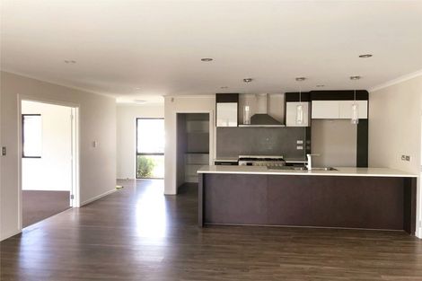 Photo of property in 34 Longbow Terrace, Flagstaff, Hamilton, 3210