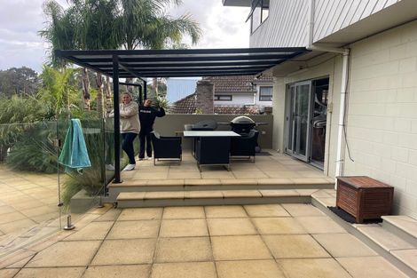 Photo of property in 8 Francis Curtis Avenue, Blockhouse Bay, Auckland, 0600