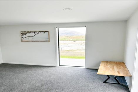 Photo of property in 11 Mcgibbon Lane, Jacks Point, 9371