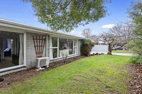 Photo of property in 54 Raxworthy Street, Ilam, Christchurch, 8041