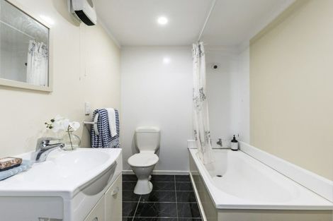 Photo of property in 7a Camperdown Road, Miramar, Wellington, 6022