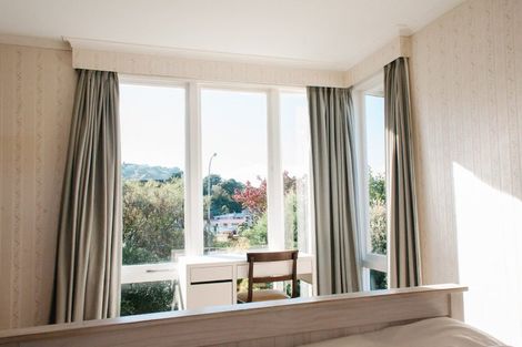 Photo of property in 31 Dowse Drive, Maungaraki, Lower Hutt, 5010