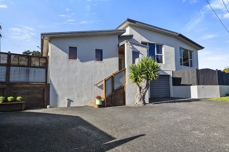 Photo of property in 426 South Road, Omata, New Plymouth, 4374