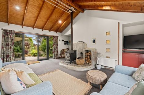 Photo of property in 2 Ritchie Place, Havelock North, 4130