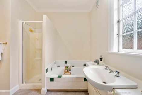 Photo of property in 14 Delhi Crescent, Khandallah, Wellington, 6035