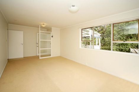 Photo of property in 51 Neal Avenue, Glenfield, Auckland, 0629