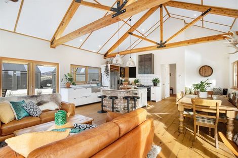 Photo of property in 12 Miharo Lane, Queensberry, Cromwell, 9383