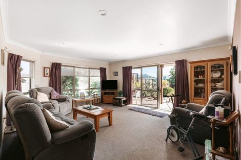 Photo of property in 14 Ohuirehe Road, Coastlands, Whakatane, 3120