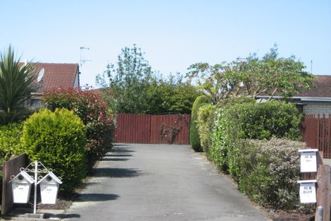 Photo of property in 1/40a Chipping Lane, Redwood, Christchurch, 8051