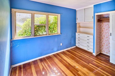 Photo of property in 71 Logie Street, Stokes Valley, Lower Hutt, 5019