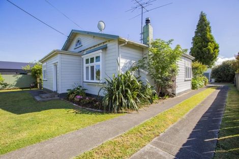 Photo of property in 59 Dublin Street, Martinborough, 5711