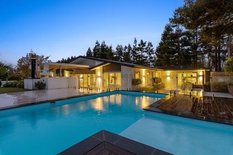 Photo of property in 43 Oakgrove Drive, Rangiora, 7400