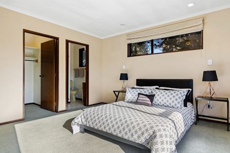 Photo of property in 27a Sayers Crescent, Ilam, Christchurch, 8041