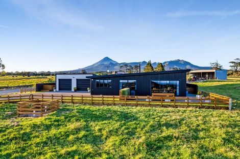 Photo of property in 1202 Frankley Road, Hurworth, New Plymouth, 4371