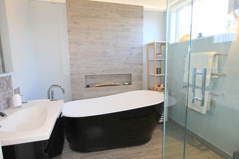 Photo of property in 37 Muller Road, Blenheim, 7201