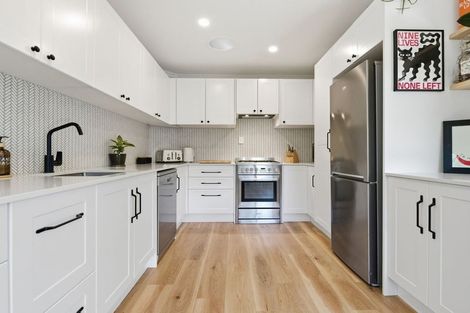 Photo of property in 36 Webb Place, Papamoa Beach, Papamoa, 3118