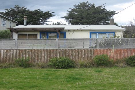 Photo of property in 18 Kent Street, Waitarere Beach, Levin, 5510