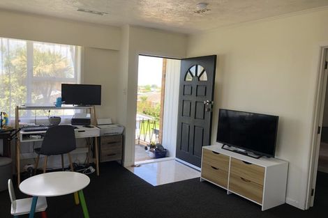 Photo of property in 1/54 Richards Avenue, Forrest Hill, Auckland, 0620