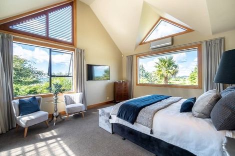 Photo of property in 338 Old North Road, Kumeu, 0892