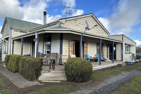 Photo of property in 3 Julian Street, Eltham, 4322