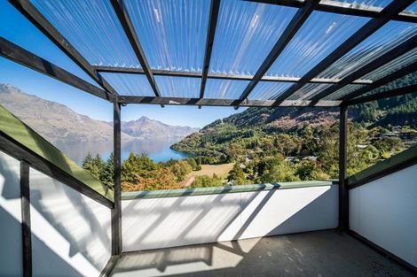 Photo of property in 24b Mckerrow Place, Sunshine Bay, Queenstown, 9300