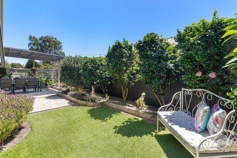 Photo of property in 72 Balrudry Street, Avonhead, Christchurch, 8042