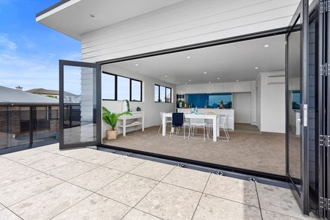 Photo of property in 1020c Papamoa Beach Road, Papamoa Beach, 3118