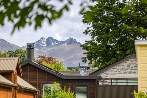 Photo of property in 74 Buckingham Street, Arrowtown, 9302