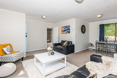 Photo of property in 16a Trinidad Crescent, Grenada Village, Wellington, 6037