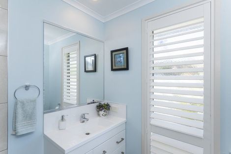 Photo of property in 1 Hamilton Drive, Wainui, Gisborne, 4010