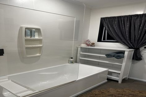 Photo of property in 6 Hampton Place, Springvale, Whanganui, 4501