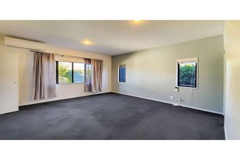Photo of property in 29 Te Wharau Drive, Greenhithe, Auckland, 0632