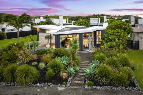 Photo of property in 20 Tohora Crescent, Omaha, Warkworth, 0986