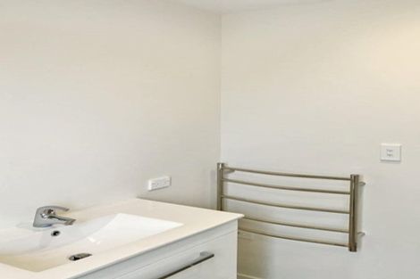 Photo of property in 80 Prado Drive, Pukekohe, 2120