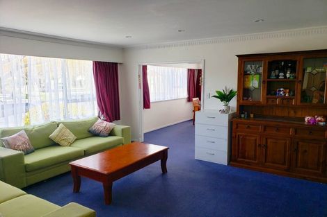 Photo of property in 5 Percy Cameron Street, Avalon, Lower Hutt, 5011