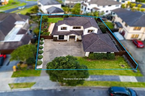 Photo of property in 35 Waimanu Bay Drive, Te Atatu Peninsula, Auckland, 0610