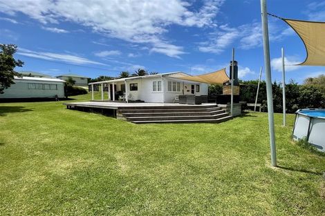 Photo of property in 188 Pukehina Parade, Pukehina, 3189