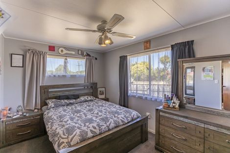 Photo of property in 102 Tavistock Road, Waipukurau, 4200