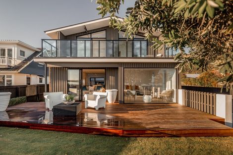 Photo of property in 212 Main Road, Moncks Bay, Christchurch, 8081