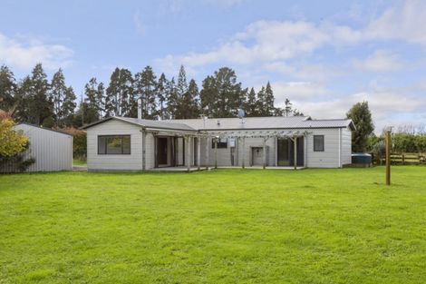 Photo of property in 554 Mountain Road, Lepperton, New Plymouth, 4373