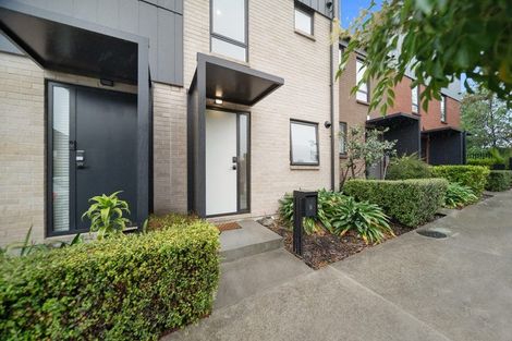 Photo of property in 14 Rara Lane, Manukau, Auckland, 2104