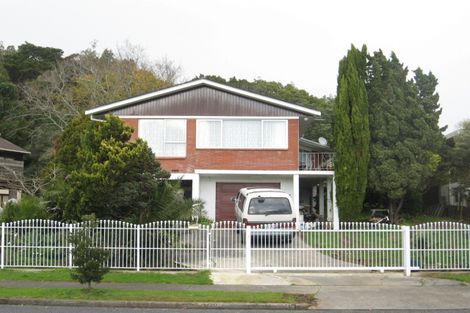 Photo of property in 107 Grande Vue Road, Hillpark, Auckland, 2102