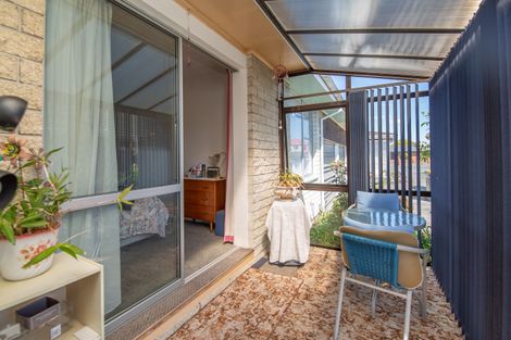 Photo of property in 2/264 Main North Road, Redwood, Christchurch, 8051