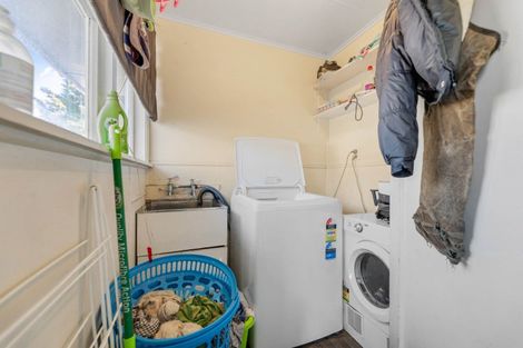 Photo of property in 17 Te Iwiheke Place, Turangi, 3334