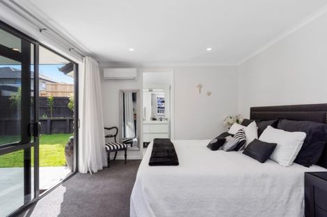 Photo of property in 23 Puhirake Crescent, Pyes Pa, Tauranga, 3112