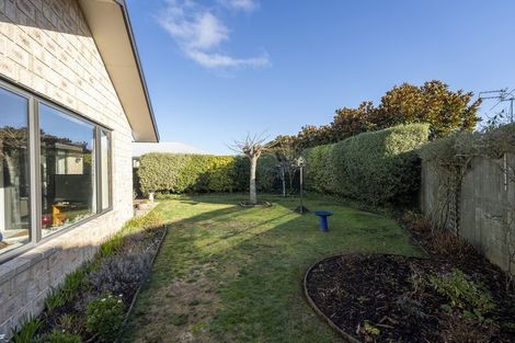 Photo of property in 20 Pohutukawa Crescent, Parklands, Christchurch, 8083