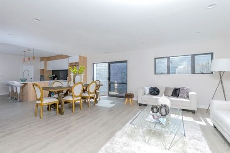 Photo of property in 36 Ascension Crescent, Orewa, 0931