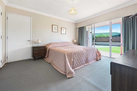 Photo of property in 43 Delamare Road, St Andrews, Hamilton, 3200
